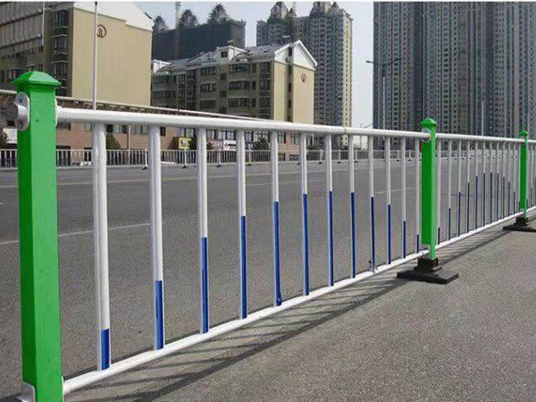 道路栏网