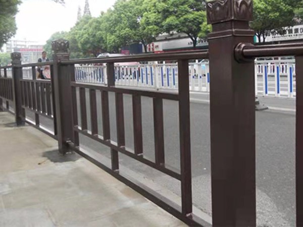 道路栏网